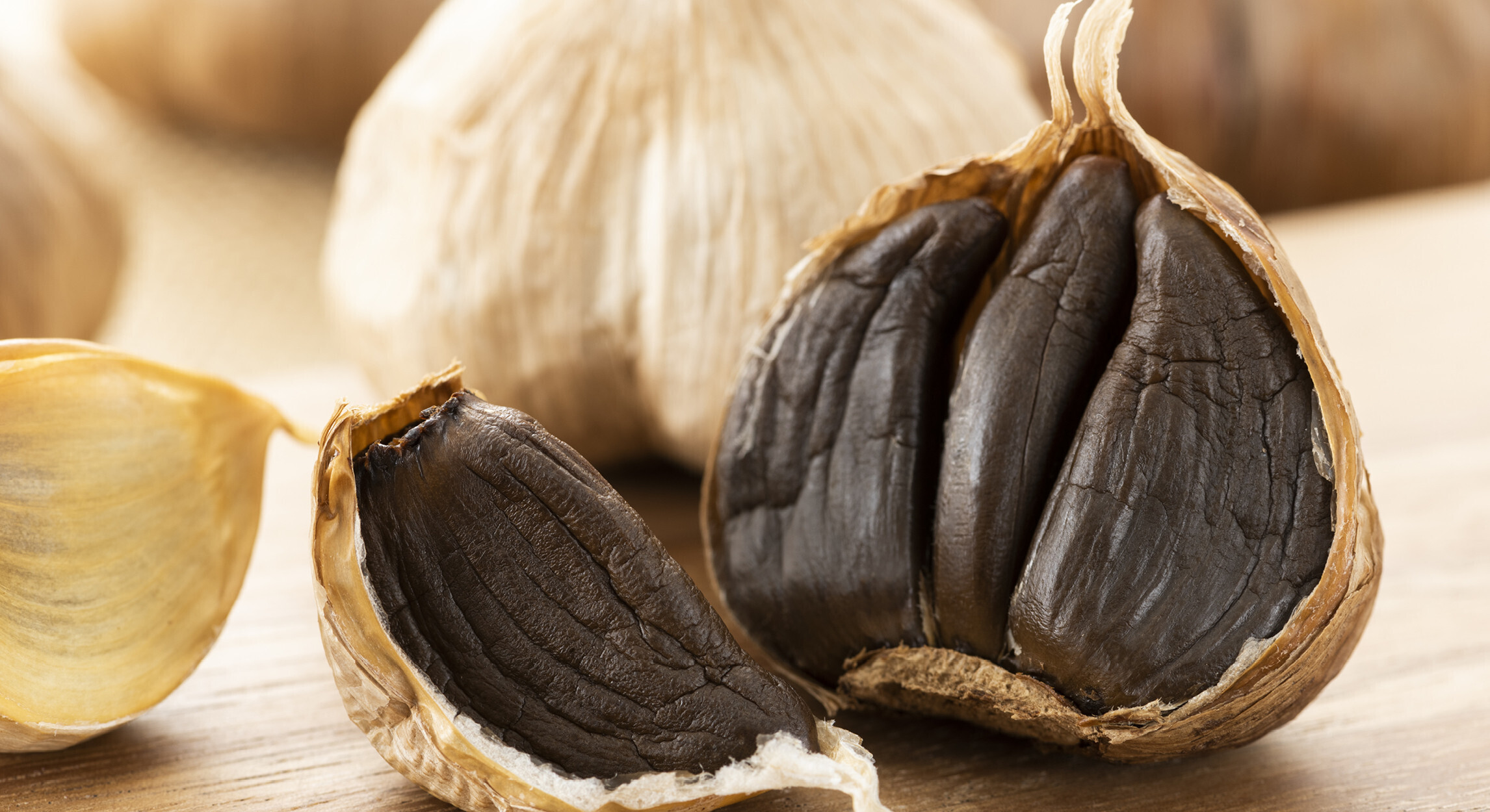 سیر سیاه بیز