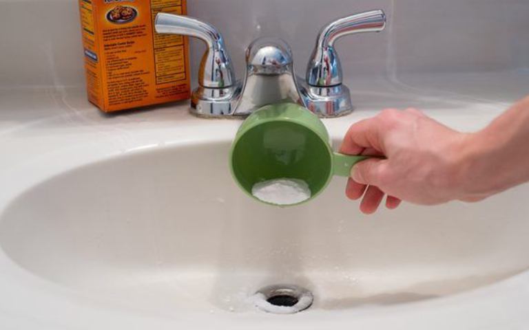 رفع گرفتگی روشویی در منازل قزوین با راهکارهای ساده