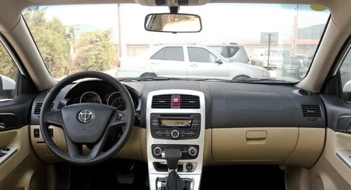 نمای داخلی برلیانی 330