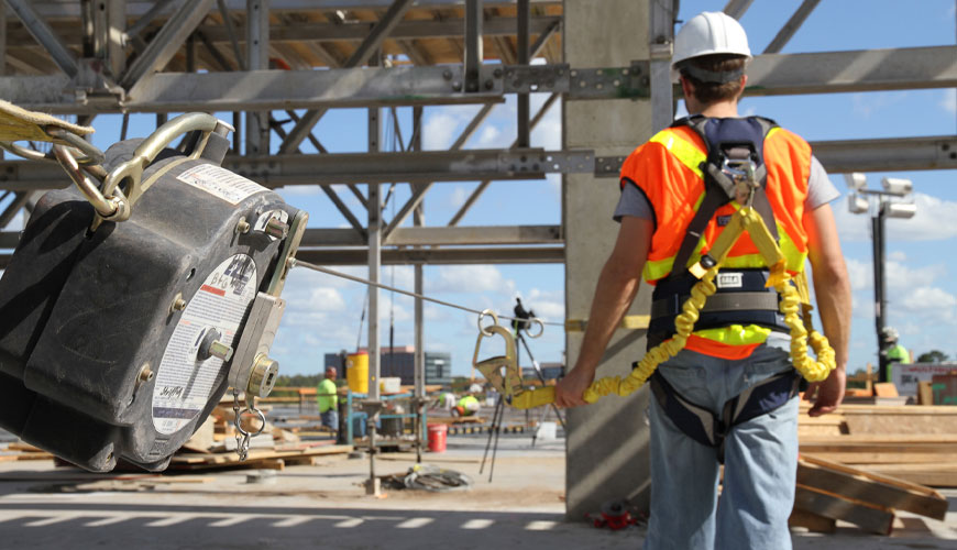 راهنمای انتخاب تجهیزات ایمنی کار | نکاتی که بسیاری از کارفرمایان نمیدانند