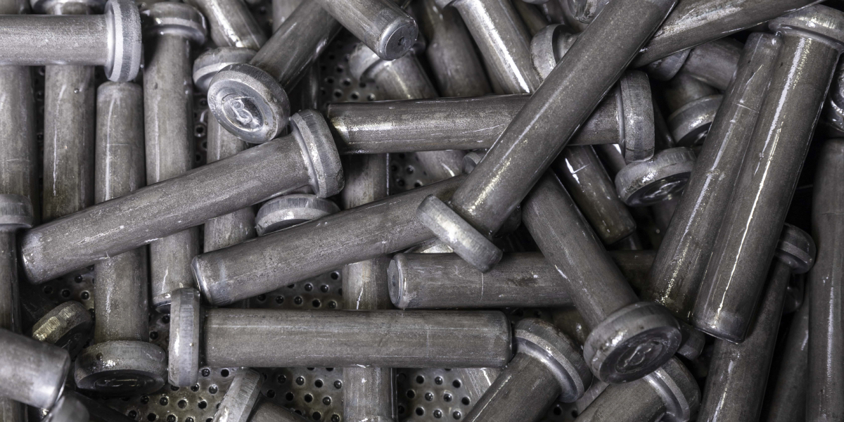 چطور بهترین گل‌میخ عرشه فولادی را انتخاب کنیم تا هزینه ساخت‌وساز به‌صرفه‌تر شود؟