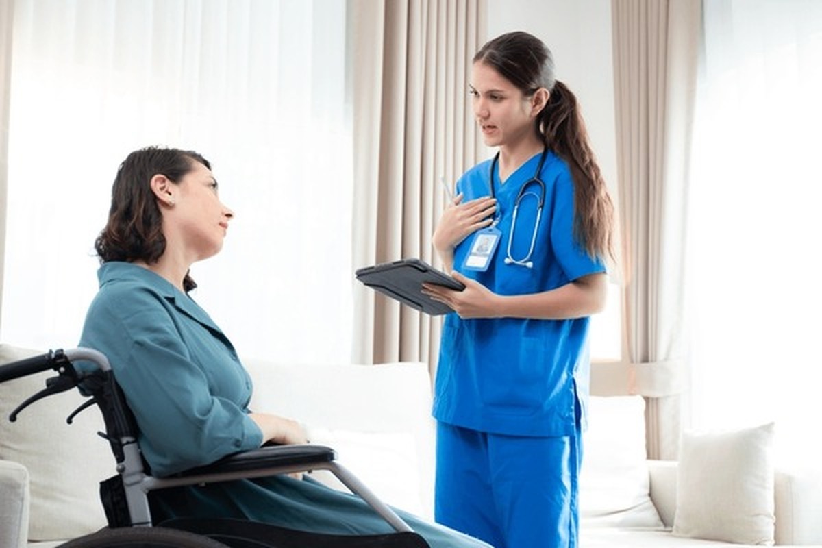 مراکز معتبر ارائه خدمات پزشکی در منزل در سراسر کشور