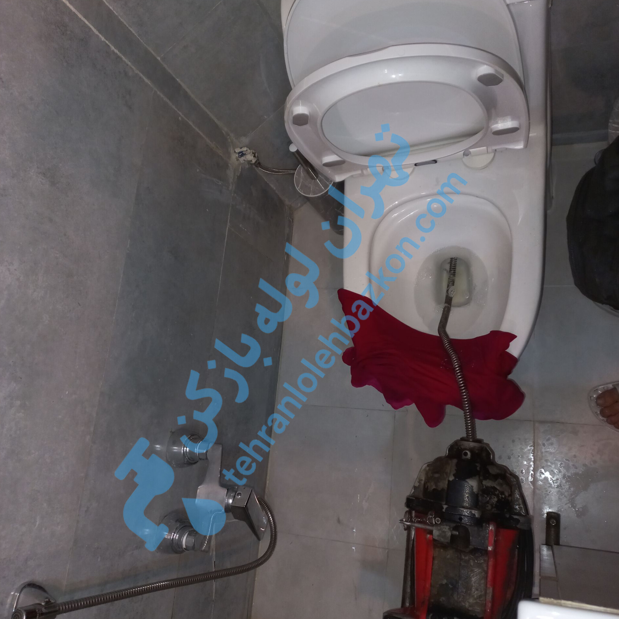 لوله بازکنی شهر ری و گرفتگی توالت فرنگی