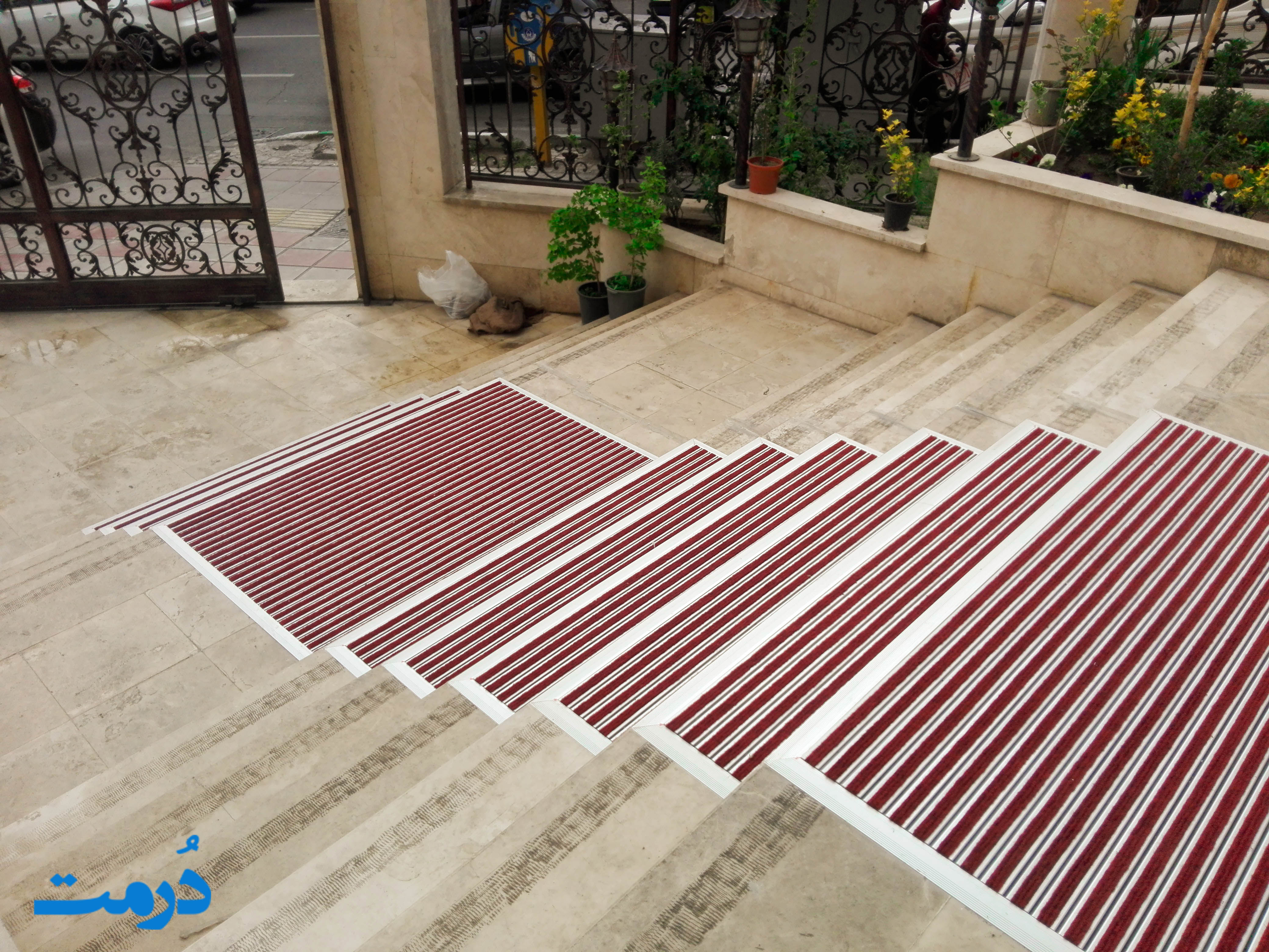 پادری آلومینیومی